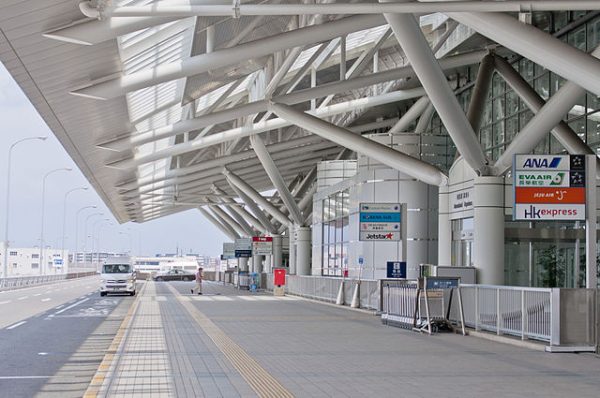 イモトのWiFiの福岡空港でのレンタル（受取・返却）まとめの画像1
