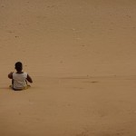 いっそ砂丘の裏で…。ナミブ砂漠でもよおした女の話