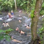 ジャングルに天然温泉？コスタリカの「タバコン温泉」がワイルドすぎる！